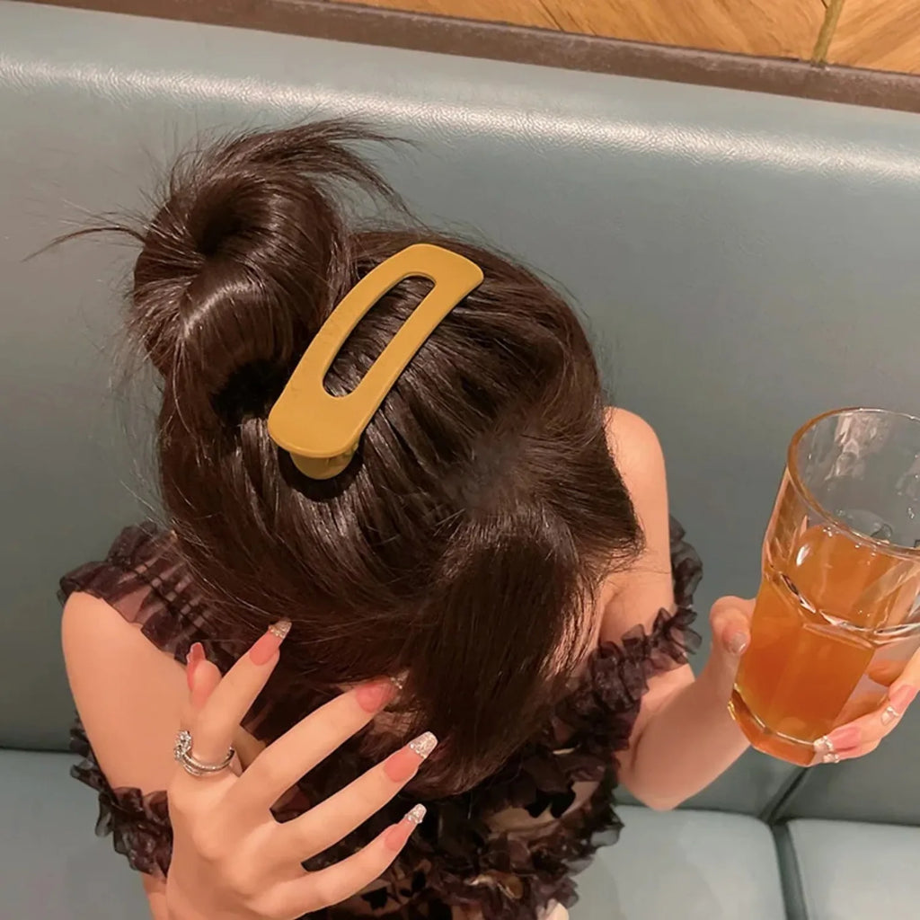 Large Frosted Hair Clip